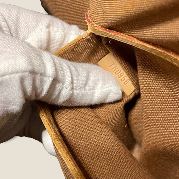 ✨SOLD✨ Authentic Louis Vuitton Monogram Alma PM - Picture 7 of 8